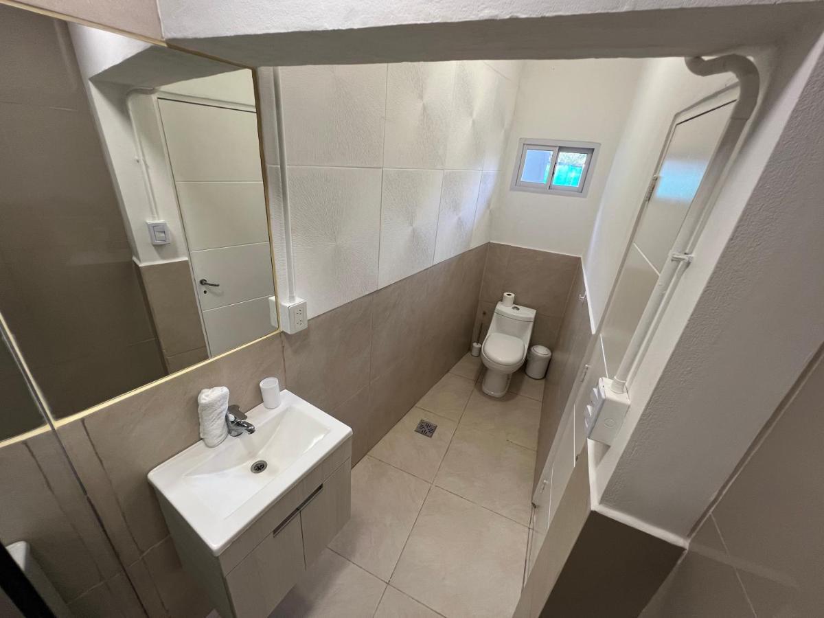 Urbana Premium Suites Apartamentos De Categoria Parking Privado - Seguridad - Sanatorio Allende - Hospital Privado - Estadio Kempes - Universidad Siglo 21 - Complejo Ferial Cordoba - Quorum - Aeropuerto Internacional Taravella Exterior photo