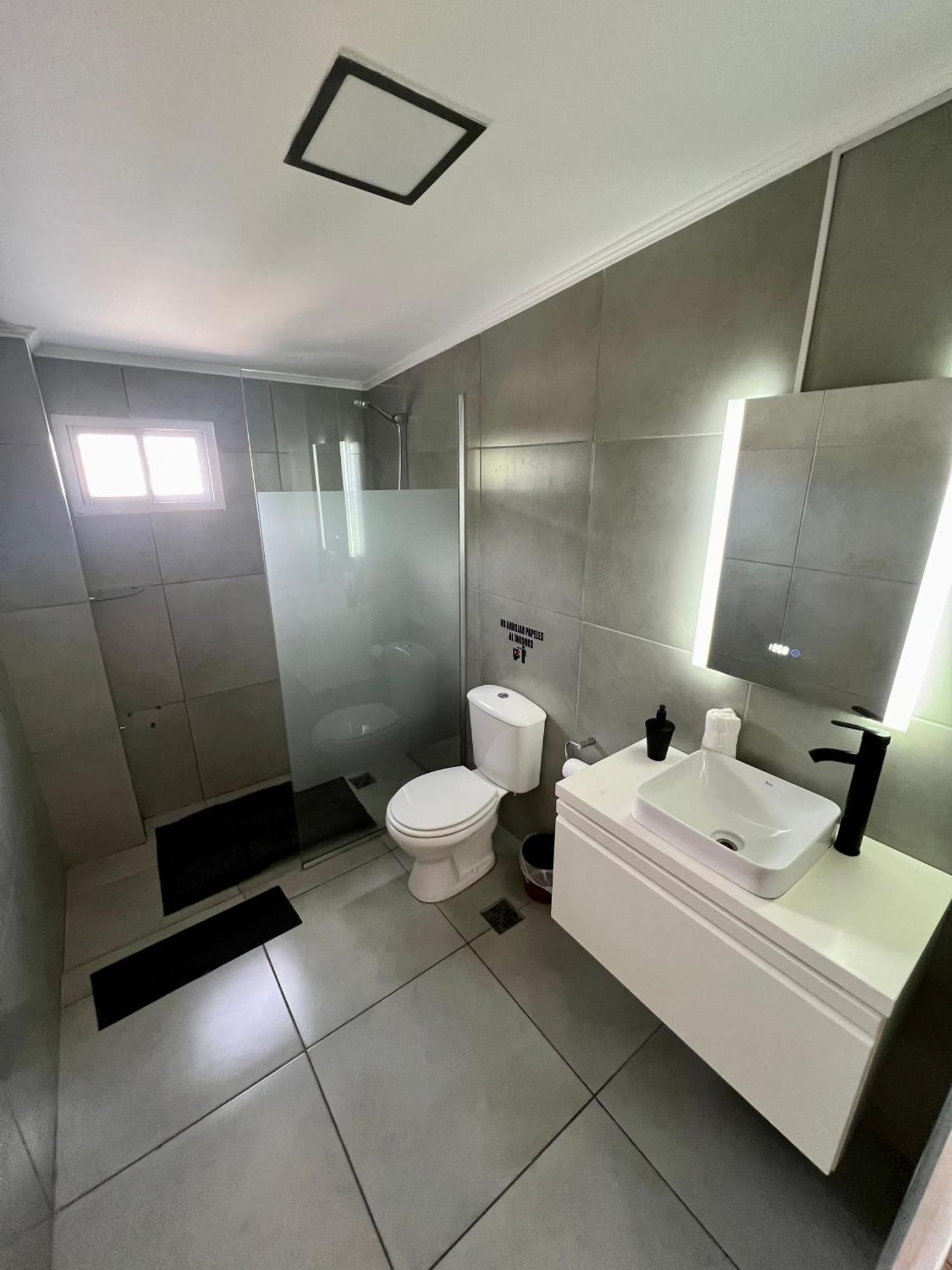 Urbana Premium Suites Apartamentos De Categoria Parking Privado - Seguridad - Sanatorio Allende - Hospital Privado - Estadio Kempes - Universidad Siglo 21 - Complejo Ferial Cordoba - Quorum - Aeropuerto Internacional Taravella Exterior photo