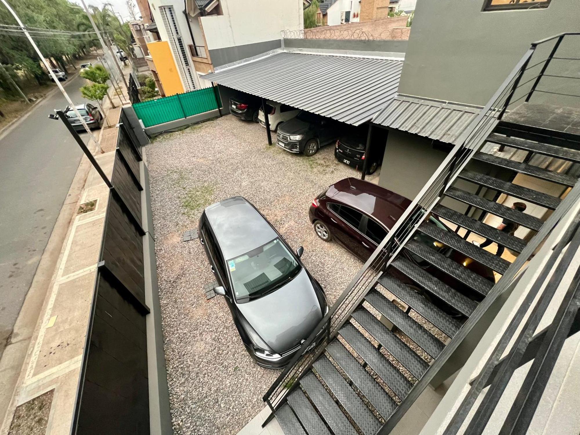 Urbana Premium Suites Apartamentos De Categoria Parking Privado - Seguridad - Sanatorio Allende - Hospital Privado - Estadio Kempes - Universidad Siglo 21 - Complejo Ferial Cordoba - Quorum - Aeropuerto Internacional Taravella Exterior photo